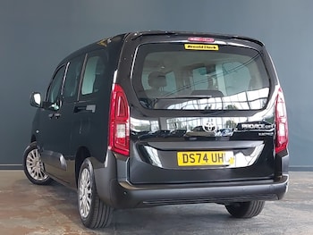 Used Toyota PROACE CITY Verso 2025 for sale - 75668942: Photo