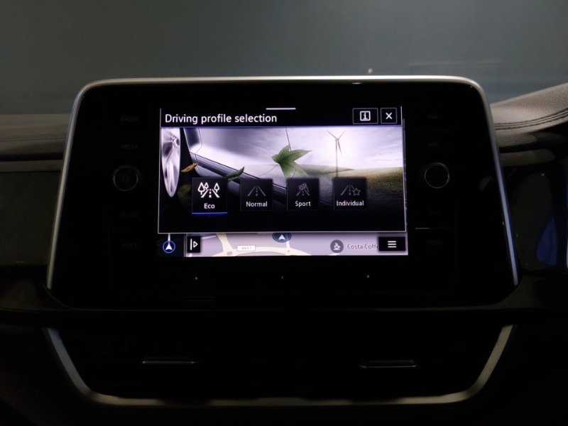 Used Volkswagen T-Roc 2025 for sale - 77311558: Photo 12