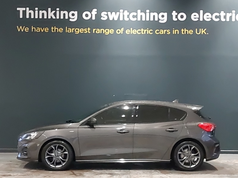 Used Ford Focus 2020 for sale - 77028414: Photo 4