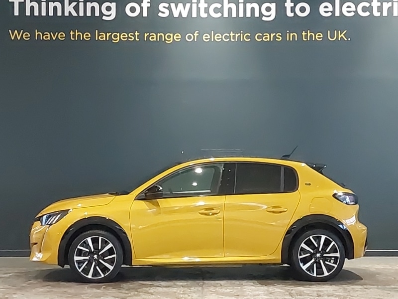 Used Peugeot 208 2023 for sale - 77272820: Photo 4