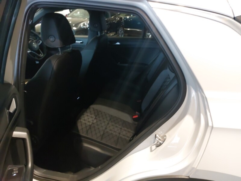 Used Volkswagen T-Roc 2025 for sale - 77062481: Photo 6