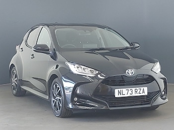 Used Toyota Yaris 2023 for sale - 76498072: Photo