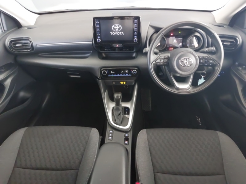 Used Toyota Yaris 2023 for sale - 76498072: Photo 2