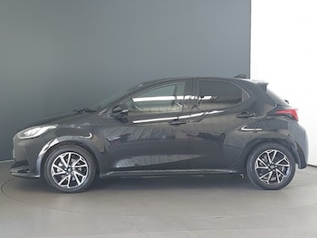 Used Toyota Yaris 2023 for sale - 76498072: Photo