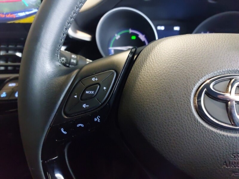 Used Toyota C-HR 2022 for sale - 76317663: Photo 10