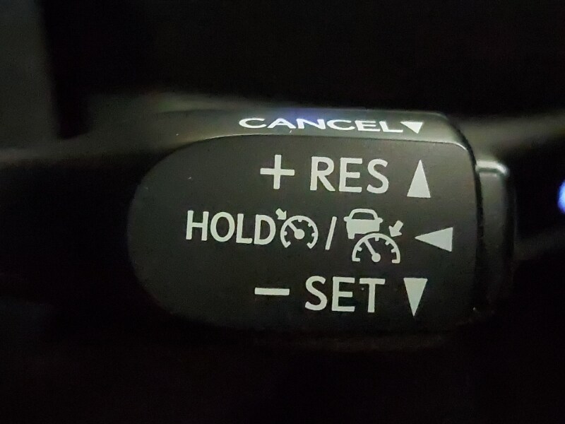 Used Toyota C-HR 2022 for sale - 76317663: Photo 19