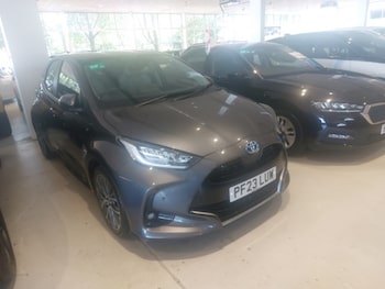 Used Toyota Yaris 2023 for sale - 79185823: Photo