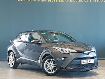 Used Toyota C-HR 2023 for sale - 78368932: Photo