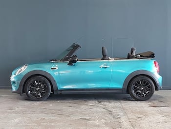 Used MINI Convertible 2019 for sale - 79654369: Photo
