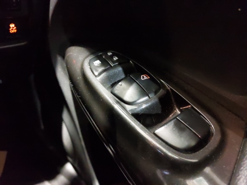 Used Nissan Juke 2018 for sale - 77466688: Photo 19