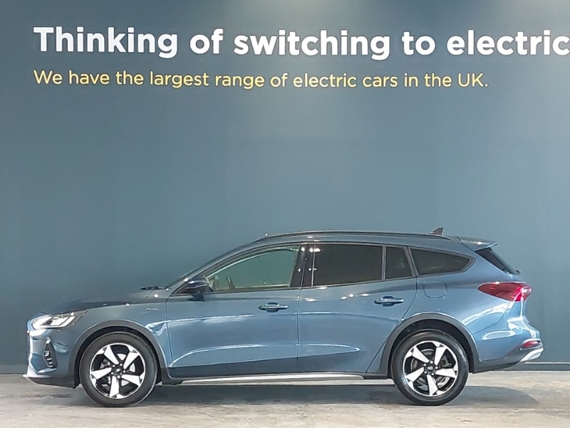 Used Ford Focus 2022 for sale - 77635840: Photo 4