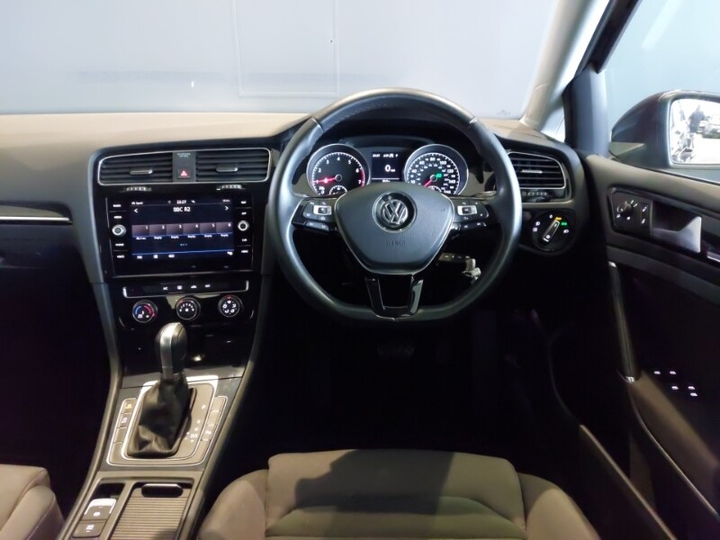 Used Volkswagen Golf 2018 for sale - 76651510: Photo 7