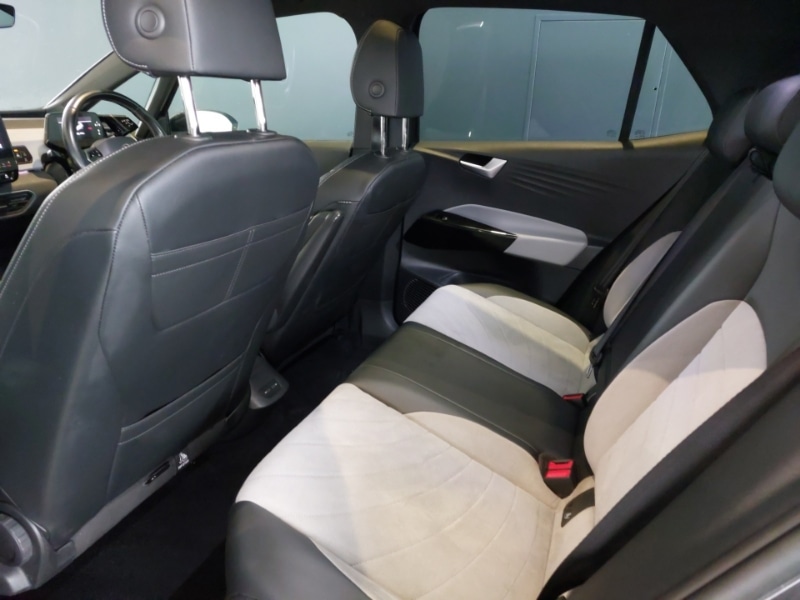 Used Volkswagen ID.3 2023 for sale - 77987684: Photo 6