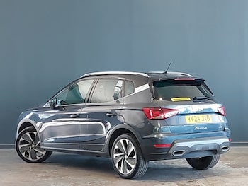 Used SEAT Arona 2024 for sale - 79031519: Photo