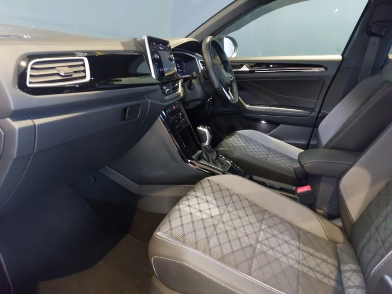 Used Volkswagen T-Roc 2023 for sale - 77556221: Photo 5