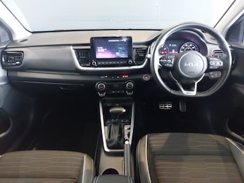 Used Kia Stonic 2023 for sale - 79610490: Photo