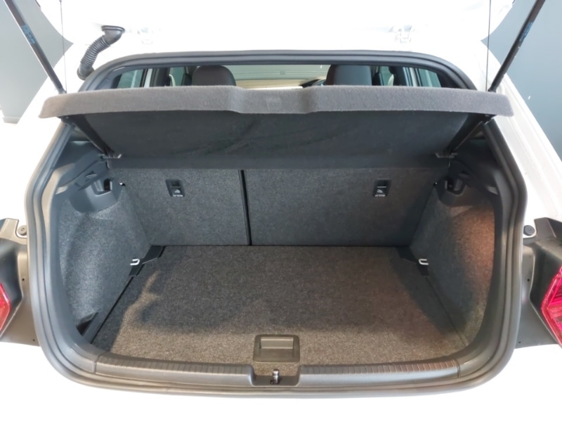 Used Volkswagen Polo 2018 for sale - 76464863: Photo 8