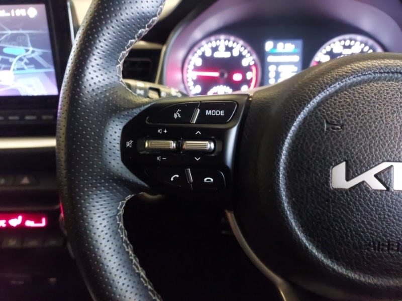 Used Kia Stonic 2023 for sale - 77466663: Photo 10