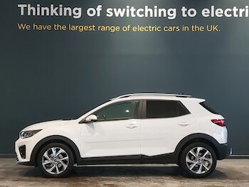 Used Kia Stonic 2023 for sale - 77466663: Photo