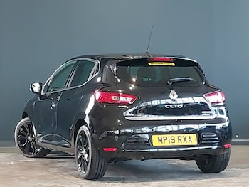 Used Renault Clio 2019 for sale - 76579205: Photo