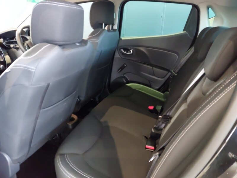 Used Renault Clio 2019 for sale - 76579205: Photo 6