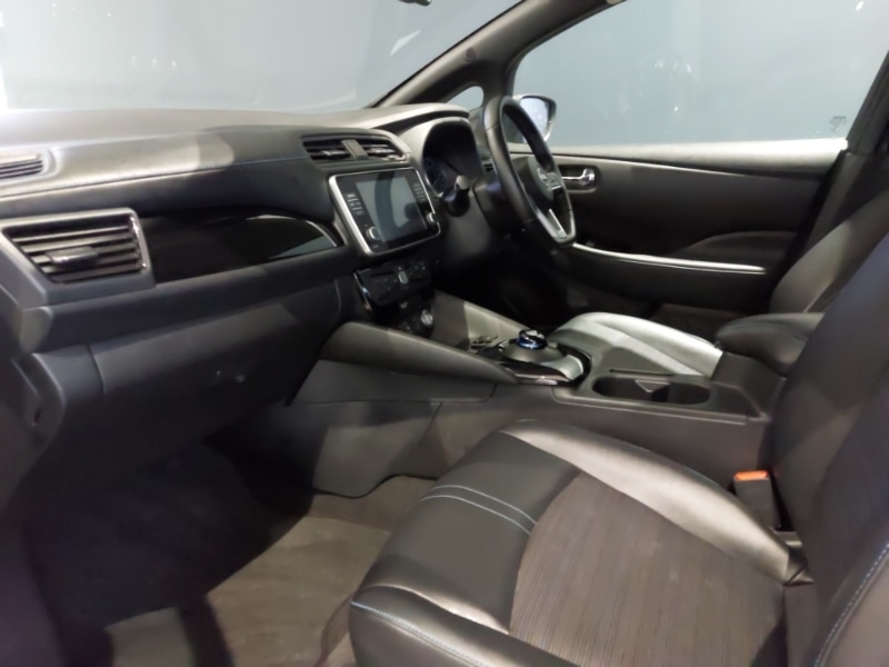 Used Nissan Leaf 2022 for sale - 76879858: Photo 5