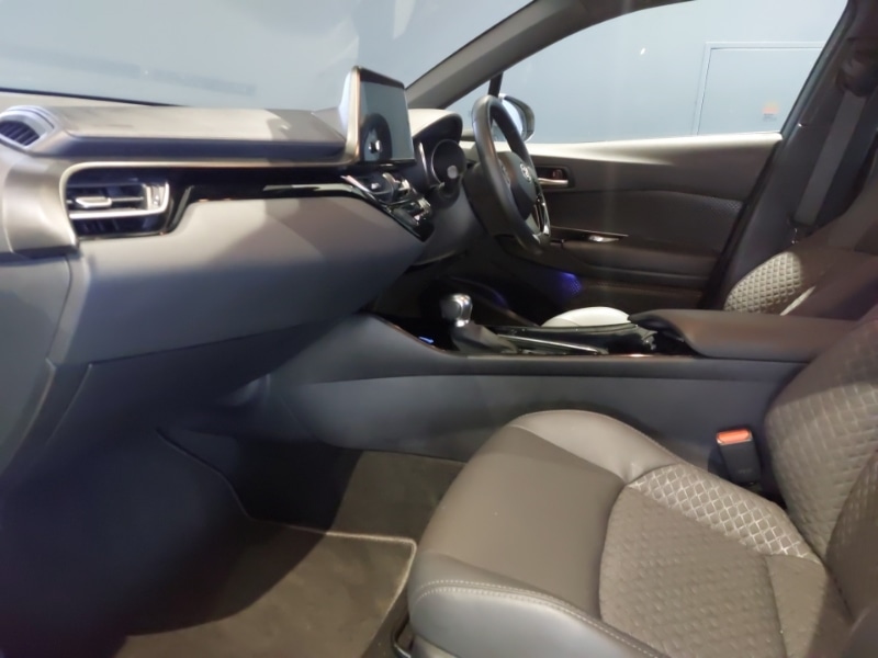 Used Toyota C-HR 2023 for sale - 77677916: Photo 5