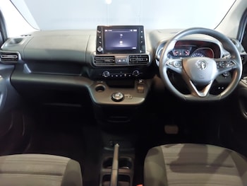 Used Vauxhall Combo Life 2021 for sale - 76134937: Photo 2