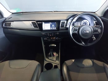 Used Kia Niro 2017 for sale - 79144107: Photo