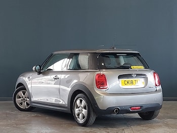 Used MINI Hatch 2018 for sale - 78638683: Photo