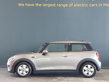 Used MINI Hatch 2018 for sale - 78638683: Photo