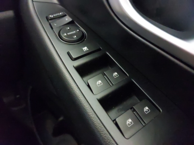 Used Hyundai i30 2023 for sale - 76974879: Photo 18