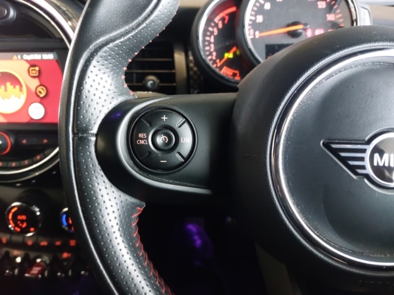 Used MINI Hatch 2019 for sale - 77992552: Photo 10