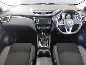 Used Nissan Qashqai 2020 for sale - 76144874: Photo 2