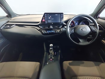 Used Toyota C-HR 2022 for sale - 77562992: Photo