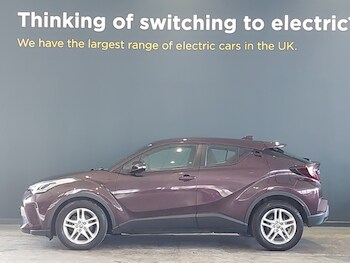 Used Toyota C-HR 2022 for sale - 77562992: Photo