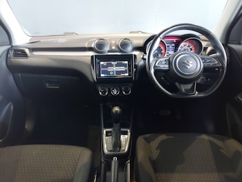 Used Suzuki Swift 2021 for sale - 79432802: Photo