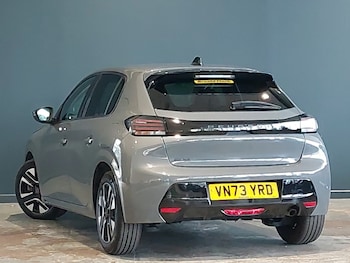 Used Peugeot 208 2024 for sale - 76199241: Photo 3