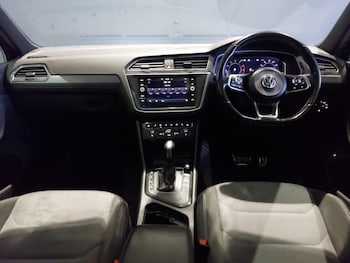 Used Volkswagen Tiguan 2020 for sale - 76974870: Photo