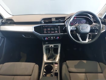 Used Audi Q3 2020 for sale - 75562629: Photo