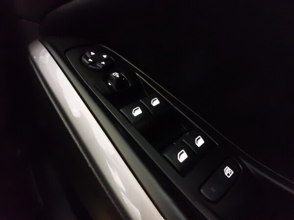 Used Vauxhall Grandland 2023 for sale - 75989115: Photo 19