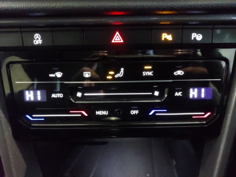 Used Volkswagen T-Roc 2022 for sale - 77299669: Photo 16