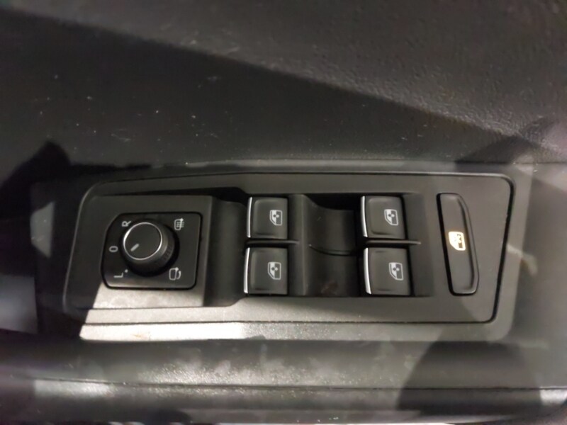 Used Volkswagen T-Roc 2019 for sale - 76815764: Photo 19