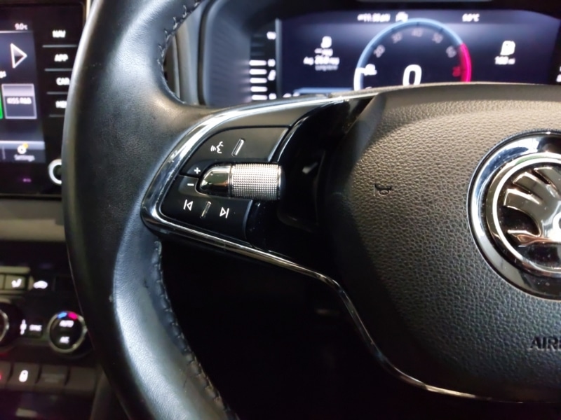 Used Skoda Karoq 2022 for sale - 76924935: Photo 10