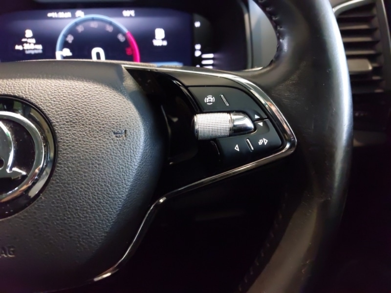 Used Skoda Karoq 2022 for sale - 76924935: Photo 11