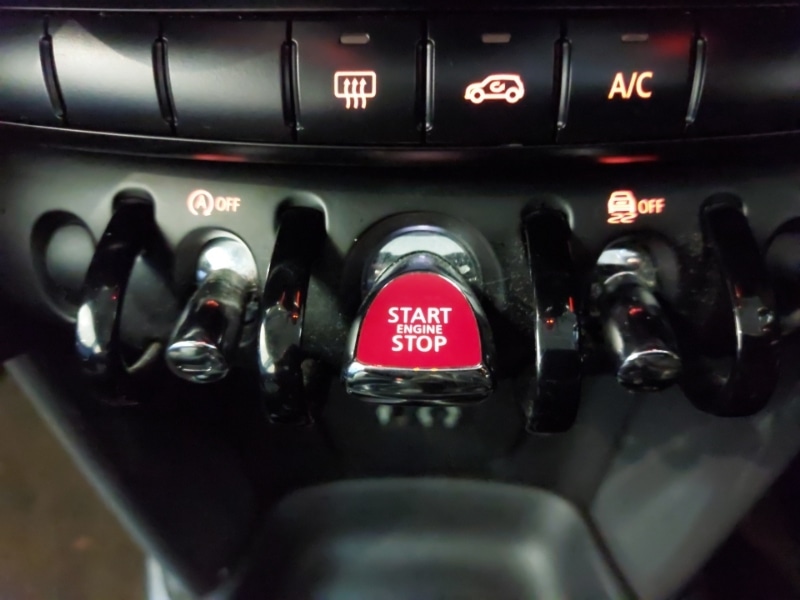 Used MINI Hatch 2018 for sale - 76393111: Photo 16