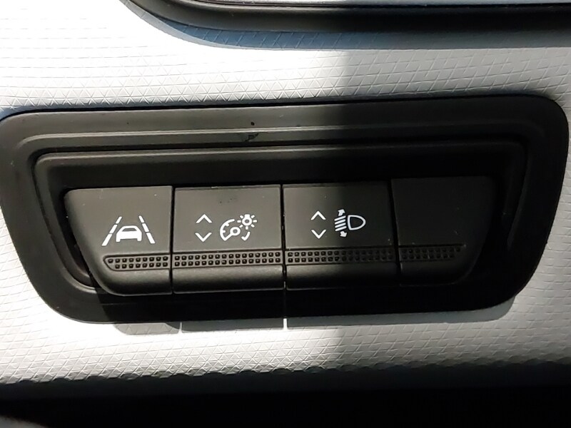 Used Renault Clio 2023 for sale - 77556100: Photo 19