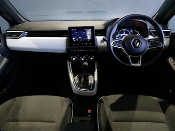 Used Renault Clio 2023 for sale - 77556100: Photo