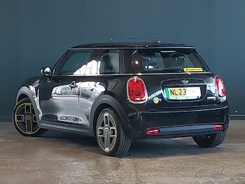 Used MINI Hatch 2023 for sale - 79525541: Photo