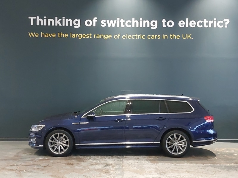 Used Volkswagen Passat 2019 for sale - 77000002: Photo 4